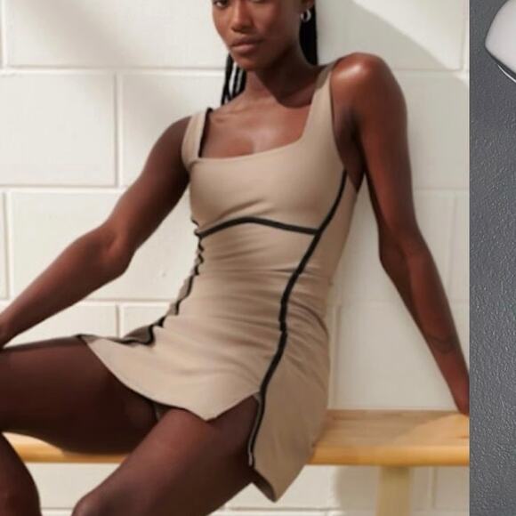 Abercrombie YPB SculptLux Mini Dress Oat and Black Sz S Athletic Dress Great! - Picture 2 of 9